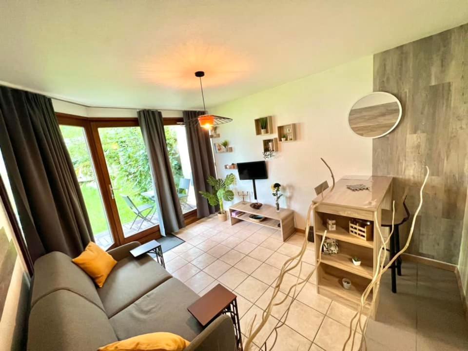 Joli Studio Cosy, Vue Magnifique Et Terrasse Privee Gérardmer Exterior foto